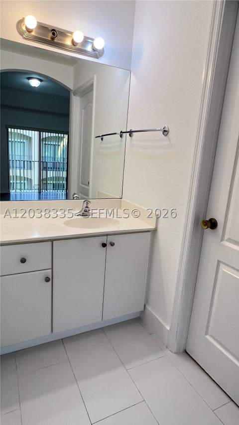 22721 SW 88th Pl 9-19, Cutler Bay FL - photo 21 of 51