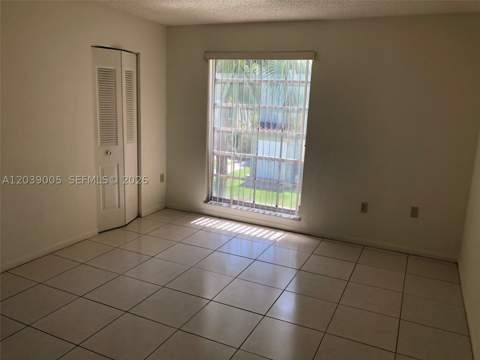 10808 N Kendall Dr Q-4, Miami FL - photo 10 of 32