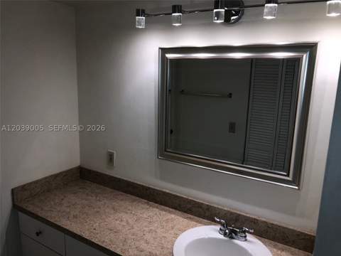 10808 N Kendall Dr Q-4, Miami FL - photo 14 of 32