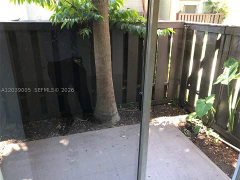 10808 N Kendall Dr Q-4, Miami FL - photo 8 of 32