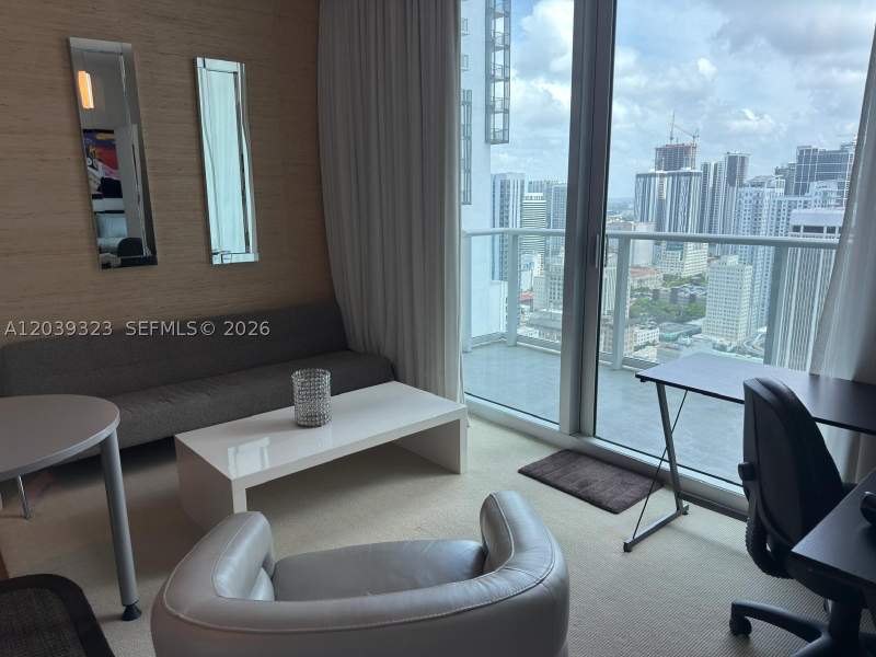 1 bedroom Condominium at 300 S Biscayne Blvd T-3703, Met 1, Miami — photo 5
