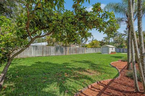 16842 SW 79 Place, Palmetto Bay FL - photo 24 of 28