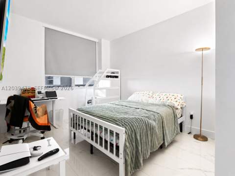 16385 Biscayne Blvd 1117, North Miami Beach FL - photo 18 of 32