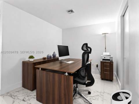 16385 Biscayne Blvd 1117, North Miami Beach FL - photo 20 of 32