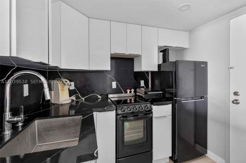 800 West Ave 533, Miami Beach FL - photo 10 of 71