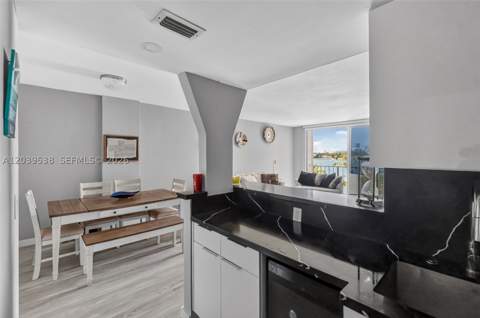 800 West Ave 533, Miami Beach FL - photo 12 of 71
