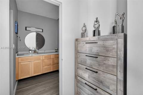 800 West Ave 533, Miami Beach FL - photo 13 of 71