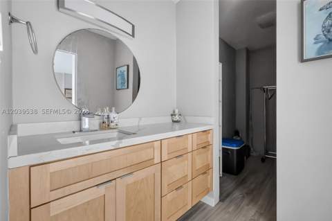 800 West Ave 533, Miami Beach FL - photo 16 of 71
