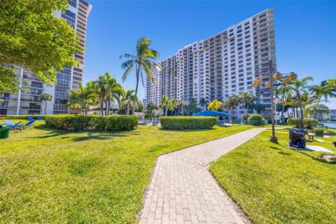 18181 NE 31st Court 804, Aventura FL - photo 23 of 27