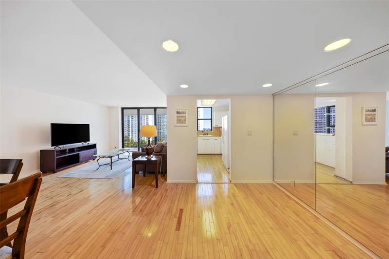 2 bedroom Condominium at 18181 NE 31st Court 804, Tower At Biscayne Cove Con, Aventura — photo 3