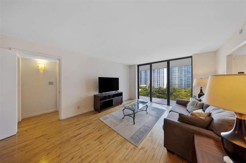 2 bedroom Condominium at 18181 NE 31st Court 804, Tower At Biscayne Cove Con, Aventura — photo 5