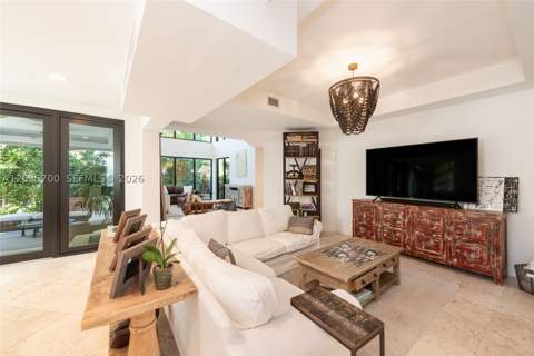 650 Curtiswood Dr, Key Biscayne FL - photo 10 of 41