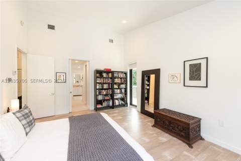 650 Curtiswood Dr, Key Biscayne FL - photo 21 of 41