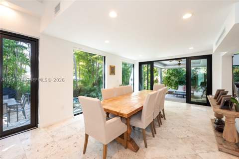 650 Curtiswood Dr, Key Biscayne FL - photo 8 of 41