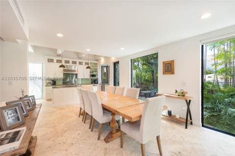 650 Curtiswood Dr, Key Biscayne FL - photo 9 of 41