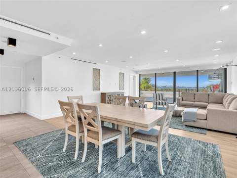 1930 Bay Dr Ph1, Miami Beach FL - photo 11 of 68