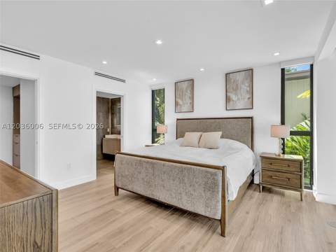 1930 Bay Dr Ph1, Miami Beach FL - photo 18 of 68