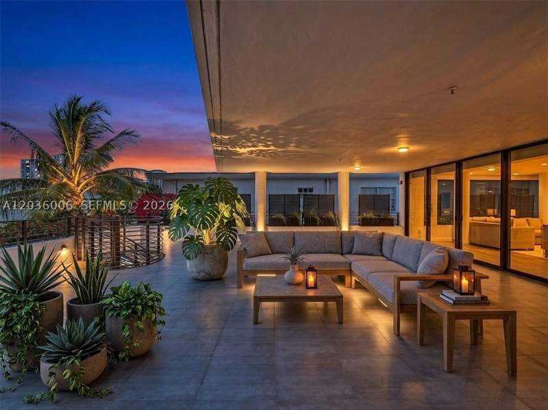 3 bedroom Condominium at 1930 Bay Dr Ph1, Isle Of Normandy Miami Vi, Miami Beach — photo 3