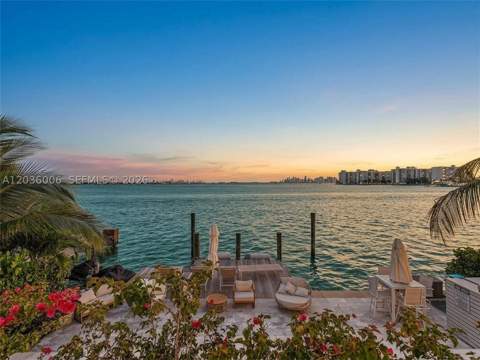 1930 Bay Dr Ph1, Miami Beach FL - photo 7 of 68