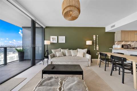 1000 Brickell Plz 4704, Miami FL - photo 9 of 16
