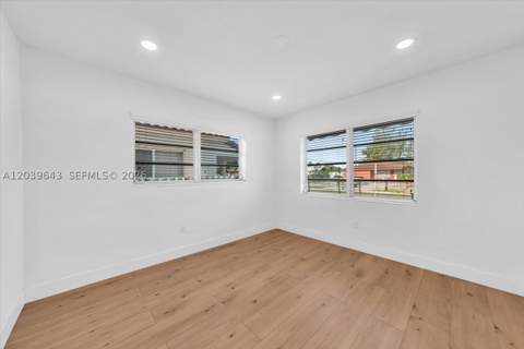 4719 E 8th Ct, Hialeah FL - photo 14 of 34