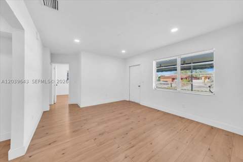 4719 E 8th Ct, Hialeah FL - photo 7 of 34