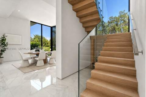 4430 Nautilus Dr, Miami Beach FL - photo 12 of 40