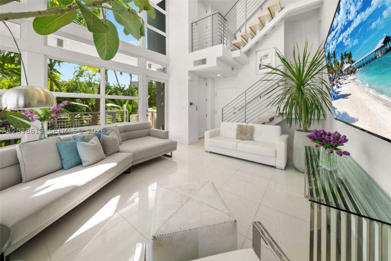 3 bedroom Townhouse at 39 N Shore Dr, North Isle Of Normandy, Miami Beach — photo 4