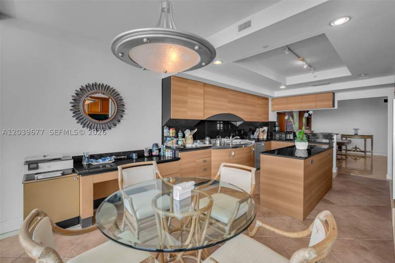 3 bedroom Condominium at 19955 NE 38th Ct 2204, Towers Of Porto Vita-Sout, Aventura — photo 3