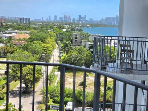 11930 N Bayshore Dr 910, North Miami FL - photo 23 of 24