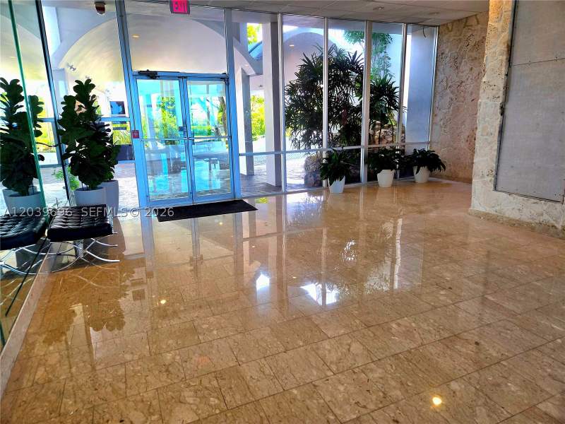1 bedroom Condominium at 11930 N Bayshore Dr 910, Majorca Towers Condo, North Miami — photo 4