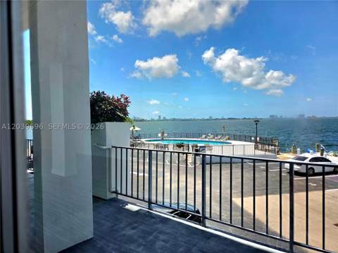11930 N Bayshore Dr 910, North Miami FL - photo 8 of 24