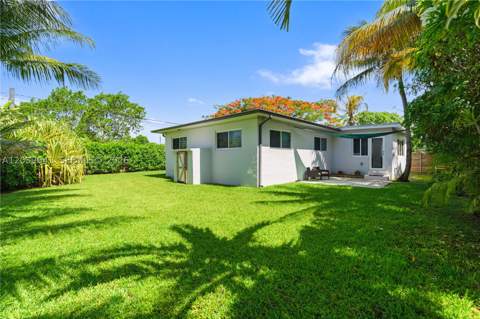 5790 SW 3rd St, Miami FL - photo 10 of 50