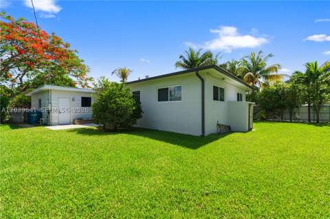 5790 SW 3rd St, Miami FL - photo 6 of 50