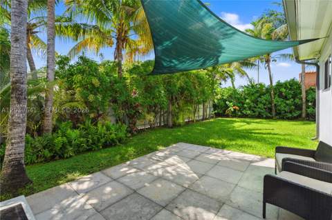 5790 SW 3rd St, Miami FL - photo 8 of 50