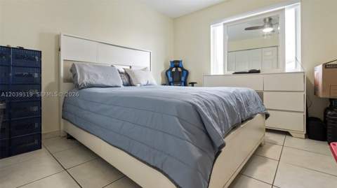 7548 NW 173rd Ter, Hialeah FL - photo 12 of 27