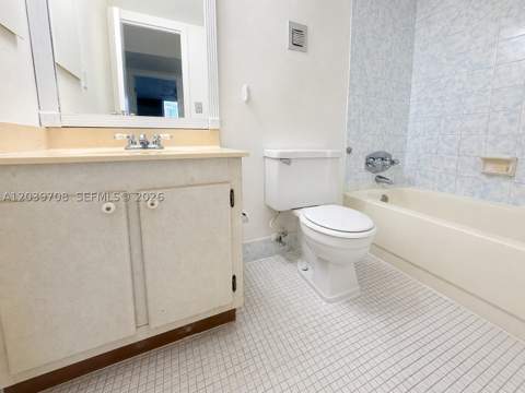 16851 NE 23rd Ave A308, North Miami Beach FL - photo 11 of 21