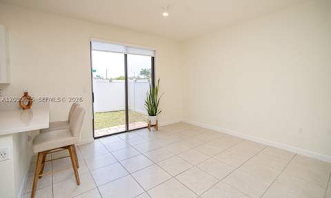11064 W 33rd Way, Hialeah FL - photo 19 of 93