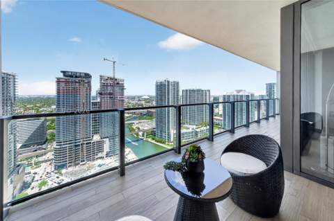 68 SE 6th St 3506, Miami FL - photo 21 of 47