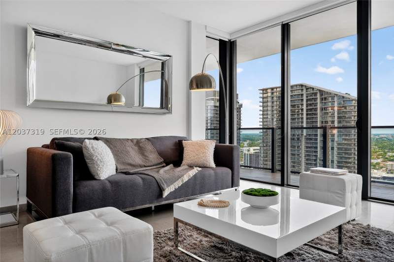 1 bedroom Condominium at 68 SE 6th St 3506, Reach Condo, Miami — photo 3