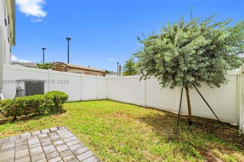20380 NW 5th Ct, Miami Gardens FL - photo 21 of 43