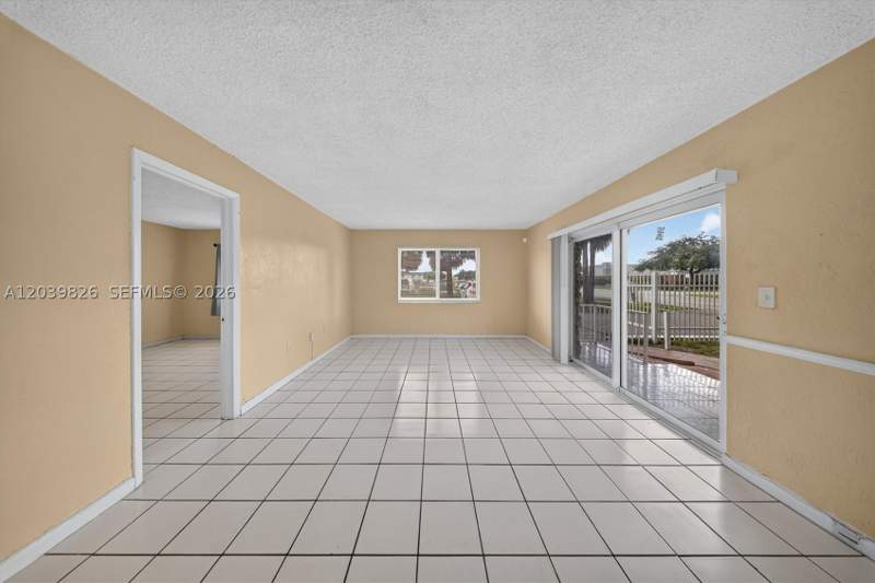 2 bedroom Condominium at 505 NW 177th St 103, New World Condo Apts IV, Miami Gardens — photo 2