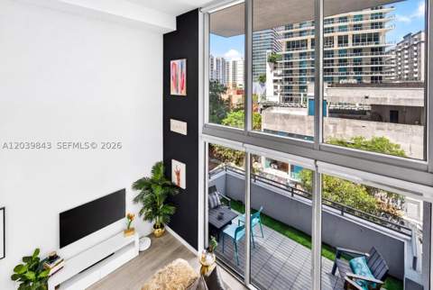 1050 Brickell Ave 420, Miami FL - photo 19 of 33