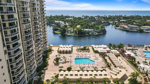 20191 E Country Club Dr 803, Aventura FL - photo 15 of 92