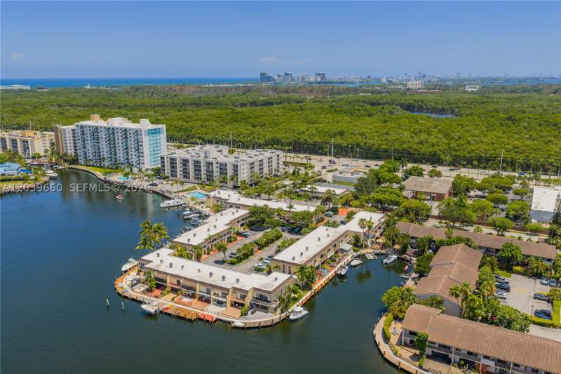 3 bedroom Townhouse at 2771 NE 164th St 12, Leeward Point Condo, North Miami Beach — photo 5