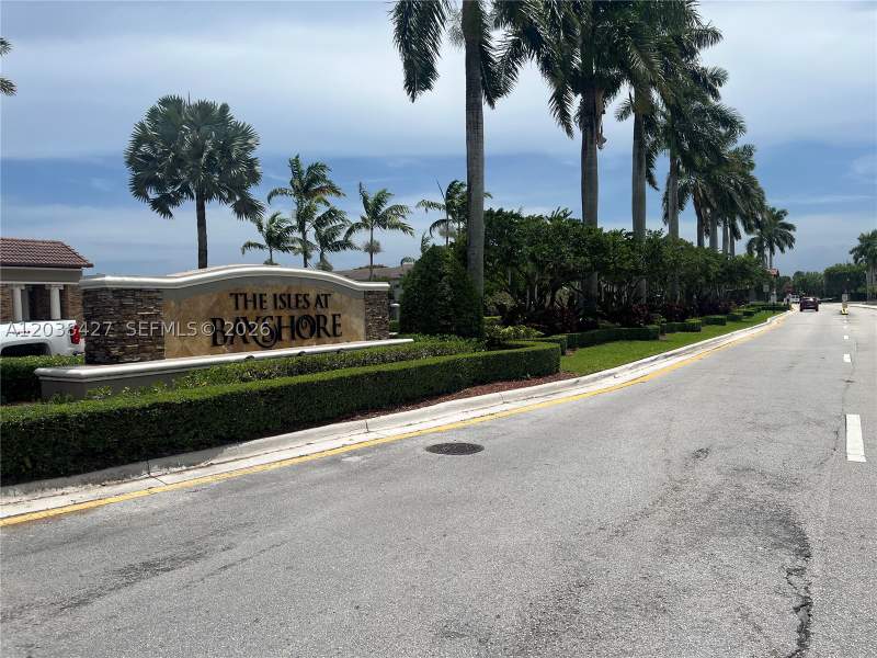 3 bedroom Condominium at 22631 SW 88th Pl 1-18, The Courts At Bayshore I, Cutler Bay — photo 2