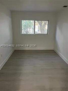 20922 NW 39th Ave, Miami Gardens FL - photo 8 of 11