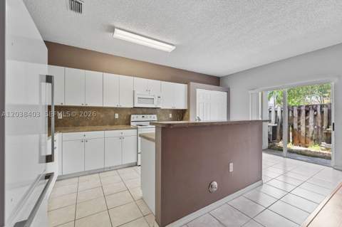 2222 SE 24th Pl 2222, Homestead FL - photo 12 of 41