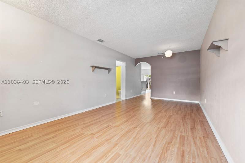4 bedroom Townhouse at 2222 SE 24th Pl 2222, Towngate Condo Five, Homestead — photo 2