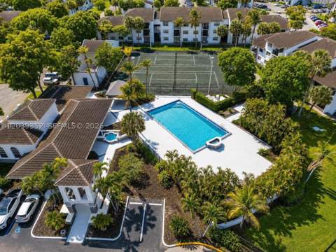 7200 NW 179th St 311, Hialeah FL - photo 20 of 22
